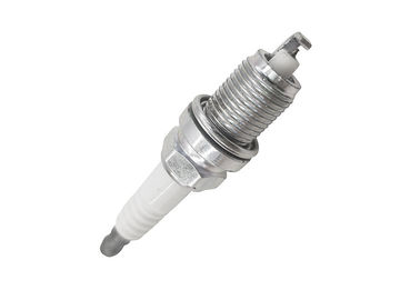 BMW Dodge 포드 마쓰다 ZFR6FGP 7100를 위한 점화 플러그 4개 조각 백금 합금 차